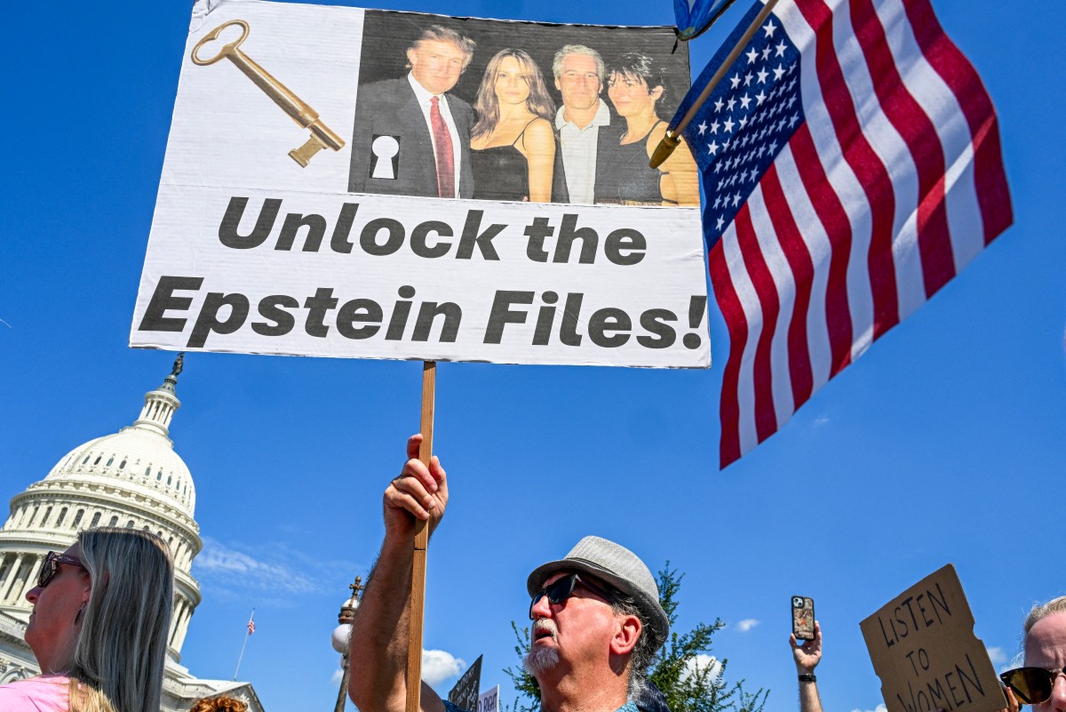 Víctimas de Epstein compilan una lista de abusadores sexuales