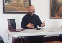 En Autlán, el cronista municipal trabaja “por amor al arte”