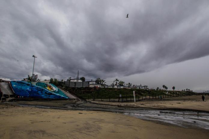 Tormenta tropical Lorena dará giro al norte y se desplazará paralelo a Baja California Sur Tormenta tropical Lorena dará giro al norte y se desplazará paralelo a Baja California Sur