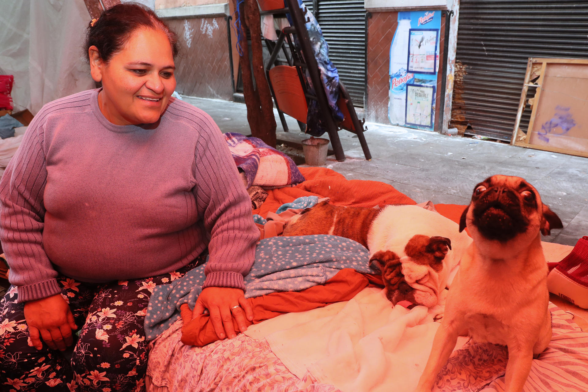 Vecinos desalojados en Centro Histórico de Ciudad de México denuncian violaciones de DDHH Vecinos desalojados en Centro Histórico de Ciudad de México denuncian violaciones de DDHH
