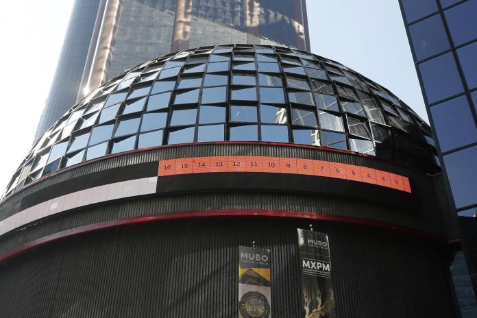 Bolsa de México abre septiembre con avance semanal del 3,02 % y supera las 60.000 unidades Bolsa de México abre septiembre con avance semanal del 3,02 % y supera las 60.000 unidades