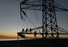 Estatal eléctrica mexicana alista primer bono de CFE Fibra E para fortalecer red eléctrica