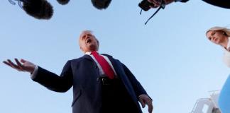 Casa Blanca aceptaría análisis grafológico de supuesta carta de Trump a Epstein