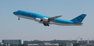 EEUU quiere inversiones de Corea del Sur pero un avión recoge a trabajadores surcoreanos detenidos