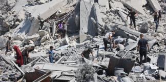 Un SMS y un café: así consigue Hamás seguir pagando los salarios en Gaza