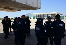 Juicio a Bolsonaro se reanuda con críticas de magistrado al proceso
