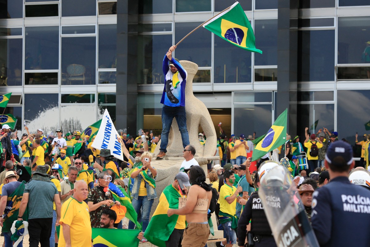 Bolsonaro, condenado por golpismo en Brasil