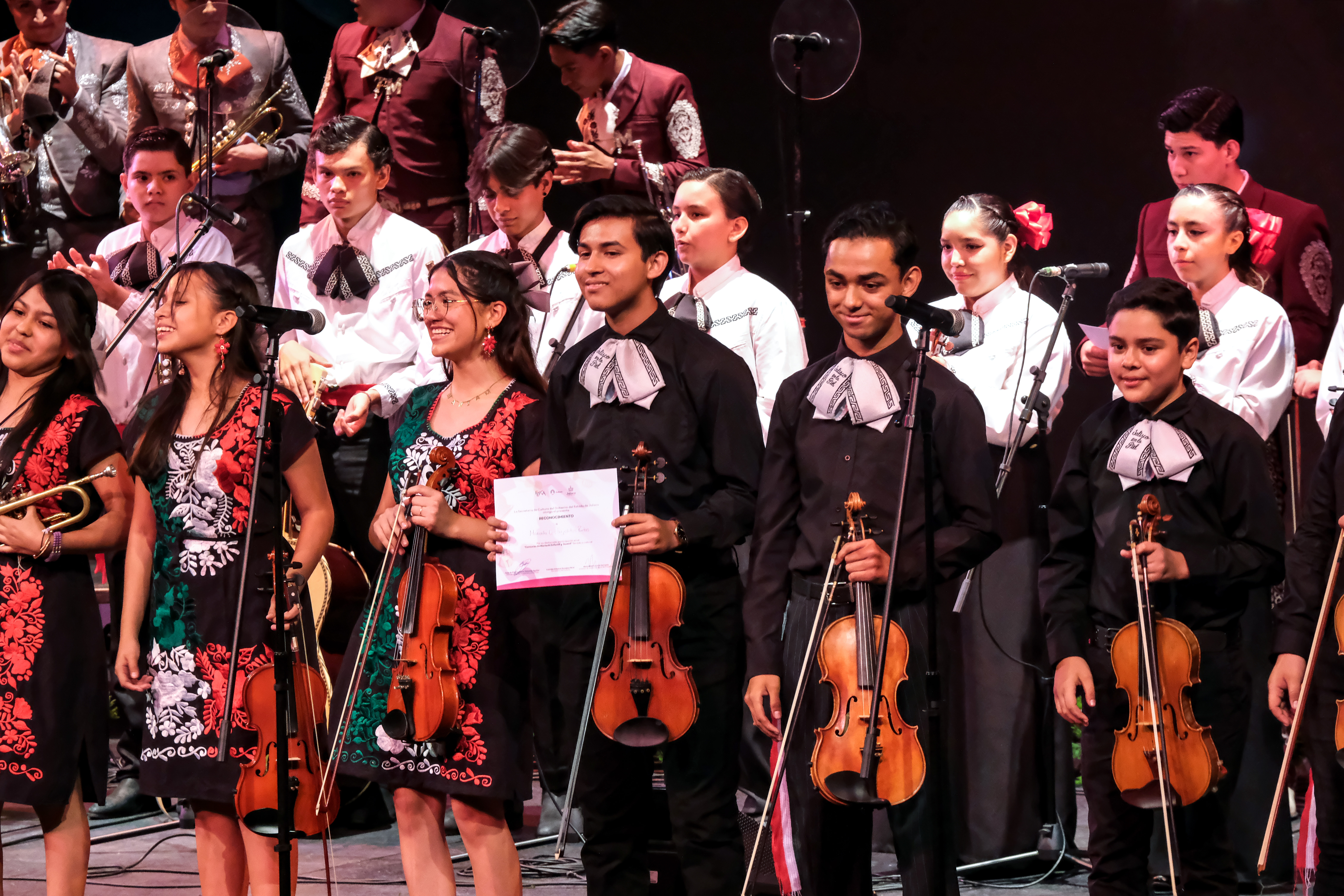 Como un semillero de talentos y proyección artística promueven el concurso de Mariachi Infantil y Juvenil