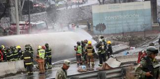 Sube a diez la cifra de muertos por la explosión de un camión de gas en CDMX