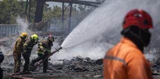 Suben a 48 los afectados por explosión en una fábrica de fuegos artificiales en Venezuela