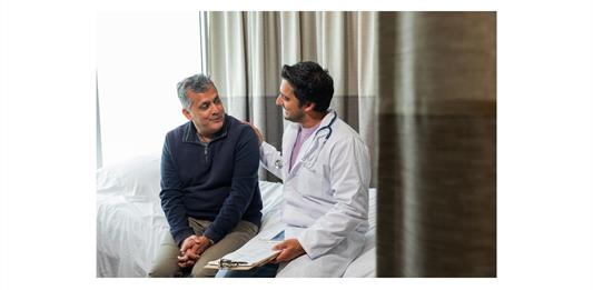 Urólogo advierte: 4 de cada 10 hombres llegan con cáncer de próstata en etapa avanzada