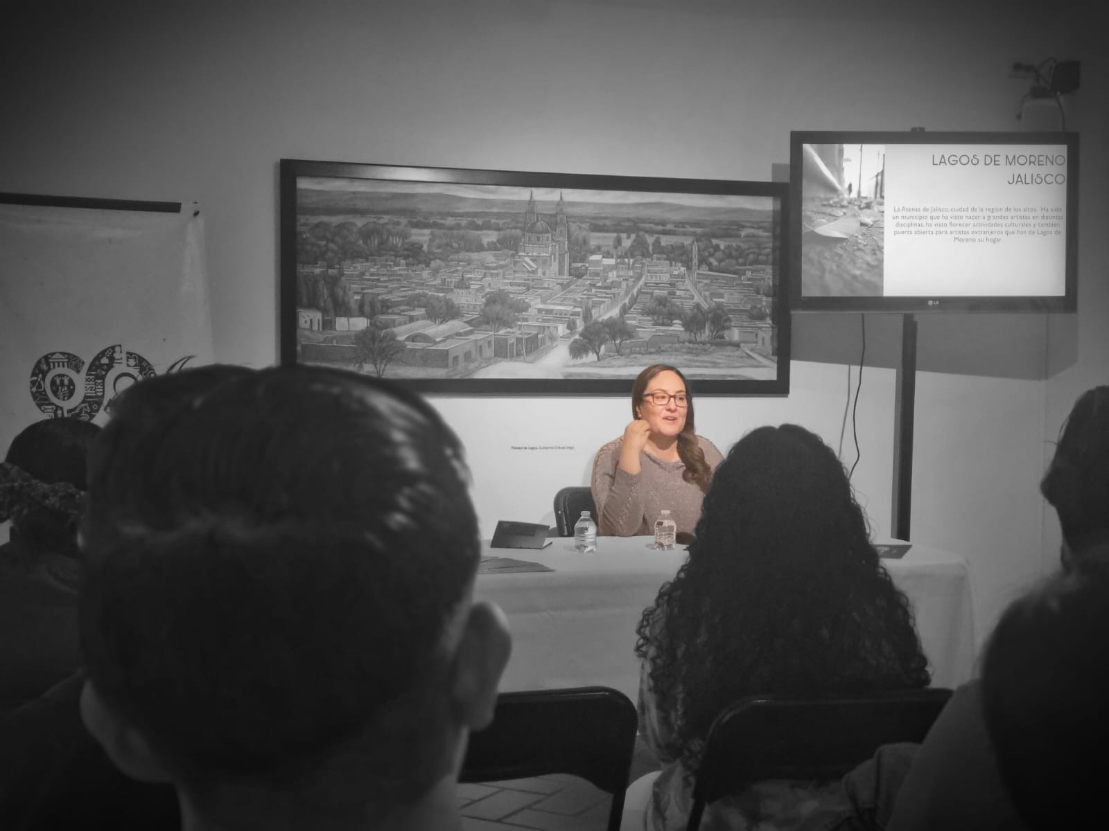 Imparten la conferencia “Historia del Teatro en Jalisco” por Adriana Aldana Imparten la conferencia “Historia del Teatro en Jalisco” por Adriana Aldana