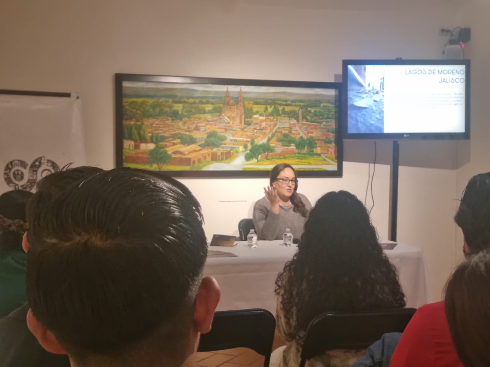 Imparten la conferencia “Historia del Teatro en Jalisco” por Adriana Aldana