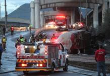 Investigan en México choque por exceso de velocidad en la explosión de camión de gas
