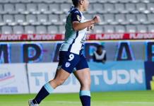 La Pichichi Charlyn Corral encabeza triunfo del campeón Pachuca sobre Necaxa