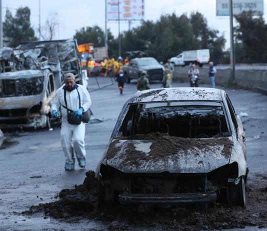 Aumenta a 15 la cifra de muertos por la explosión de un camión de gas en Ciudad de México