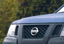 Nissan y Mitsubishi escenifican el lanzamiento de sus eléctricos fabricados por Renault
