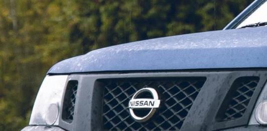Nissan y Mitsubishi escenifican el lanzamiento de sus eléctricos fabricados por Renault