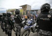Multitudinaria marcha antiminería en Ecuador pese a estado de excepción