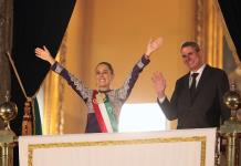 Sheinbaum celebra su primer Grito de Independencia con homenaje a heroínas y mujeres
