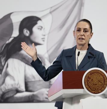 México pide "investigación a fondo" sobre muerte de migrante abatido en redada en Chicago