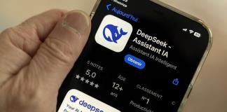 DeepSeek aprende más cuando recibe recompensa