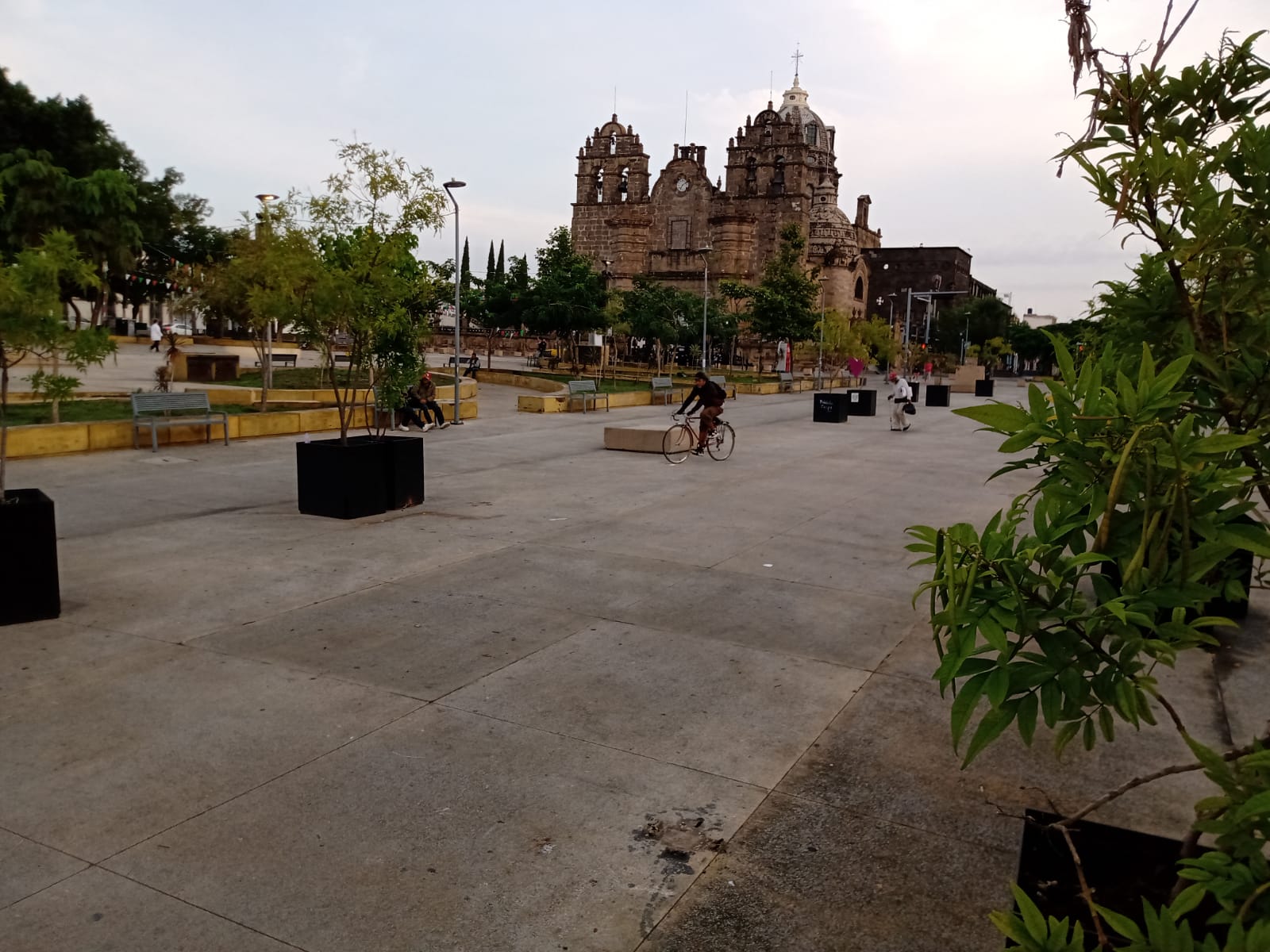 Por falta de mantenimiento, desaparece el Paseo Tejido Wixárika en Guadalajara