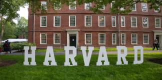 Gobierno de Trump impone nuevas restricciones al acceso de Harvard a fondos