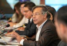Petro acusa a una mafia internacional de la muerte de dos artistas colombianos en México
