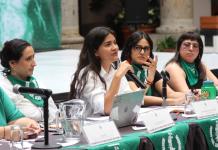 Presentan reforma a la ley para que el sistema de salud garantice un “aborto seguro y sin discriminación”