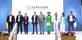 Denisse Dresser y Diego Petersen llaman a una sociedad más crítica e informada en Zapopan