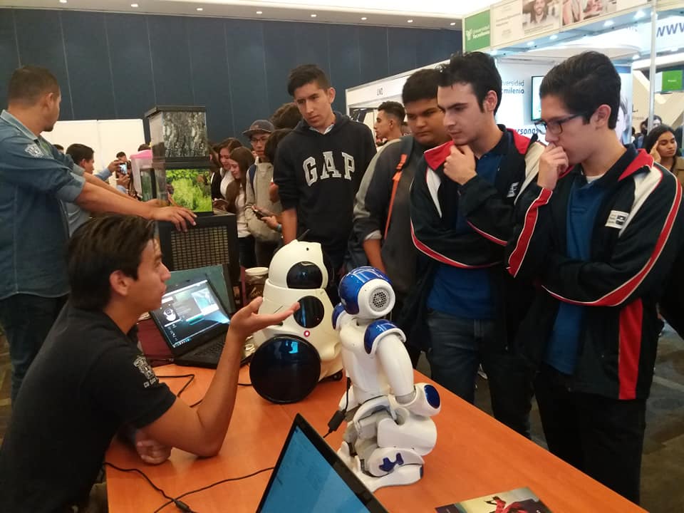 Ingeniería en Mecatrónica del CU Costa Sur: creatividad aplicada y soluciones automatizadas