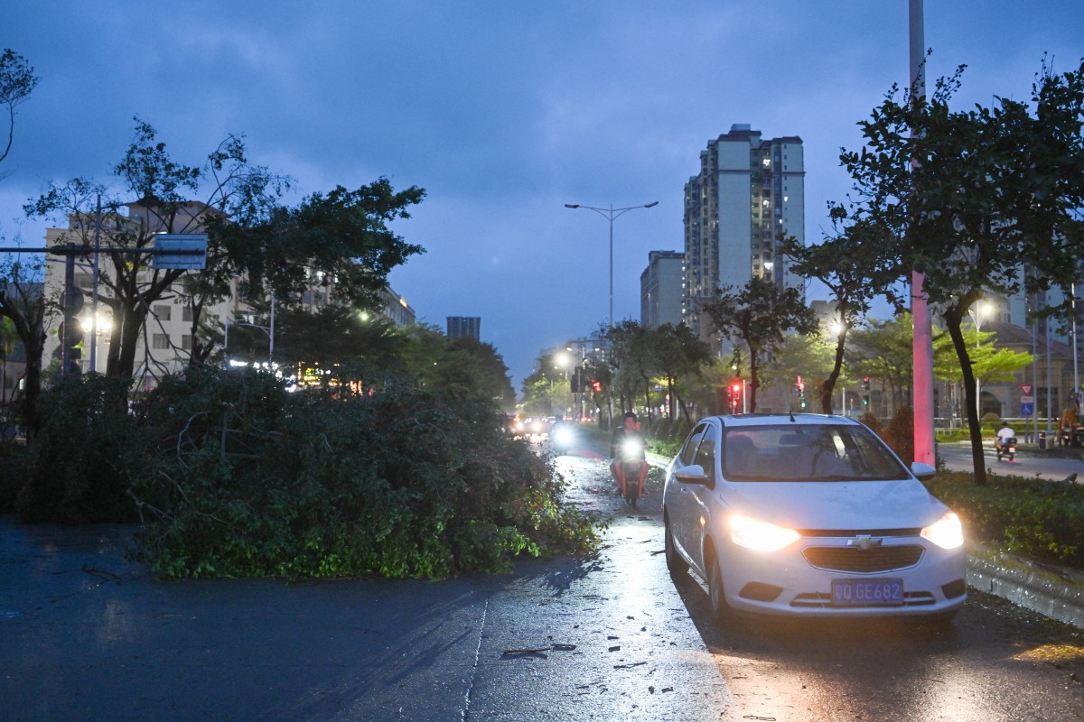 El supertifón Ragasa toca tierra en China continental tras causar 14 muertos en Taiwán