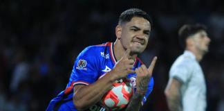 Toluca golea a Monterrey y Cruz Azul sigue líder invicto en el fútbol mexicano