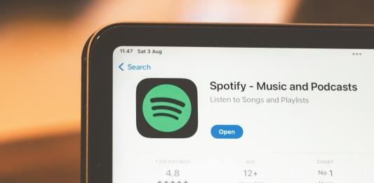 Spotify toma medidas para aumentar la transparencia y disminuir los abusos de la IA