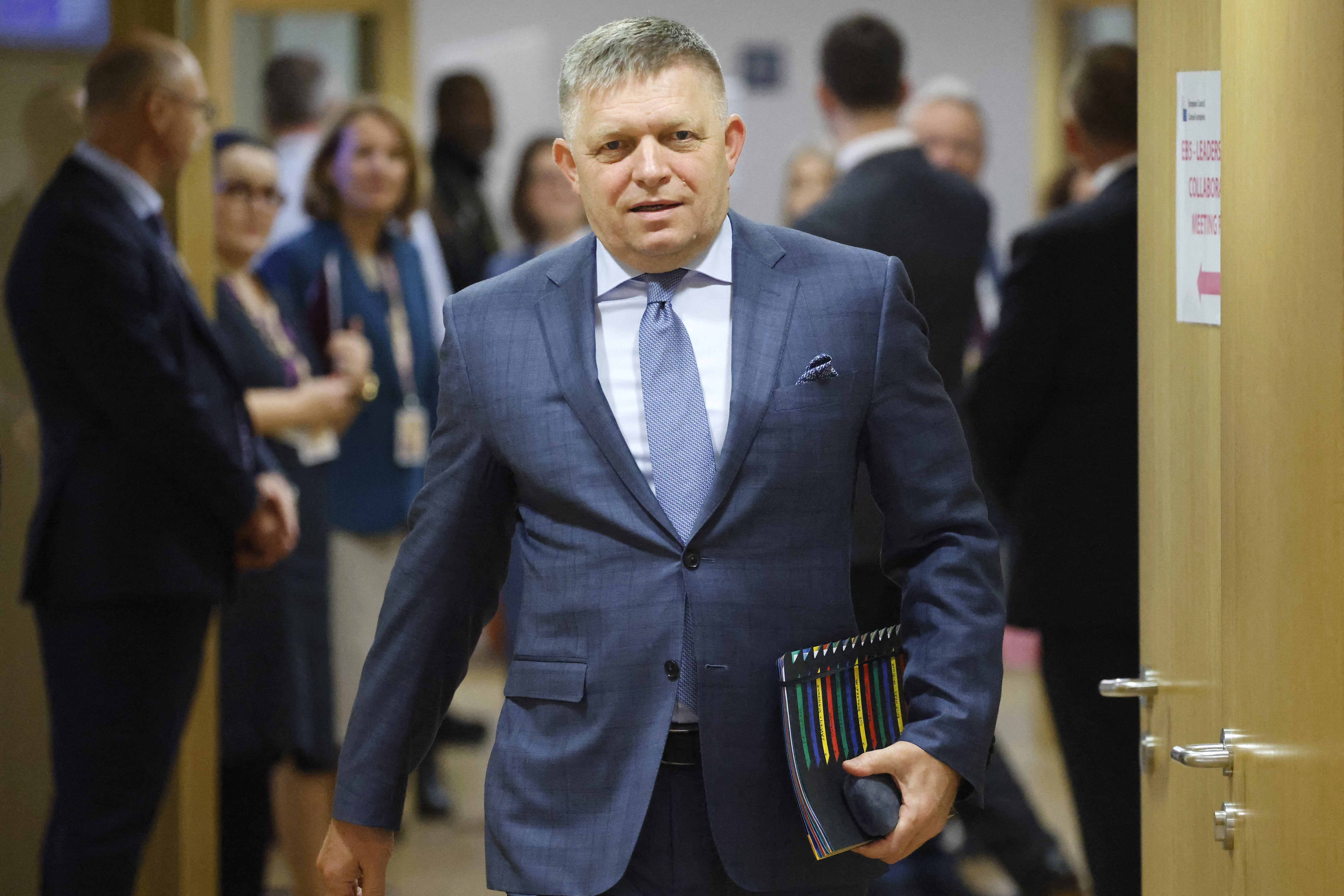 Eslovaquia aprueba enmienda constitucional que restringe derechos LGTB+