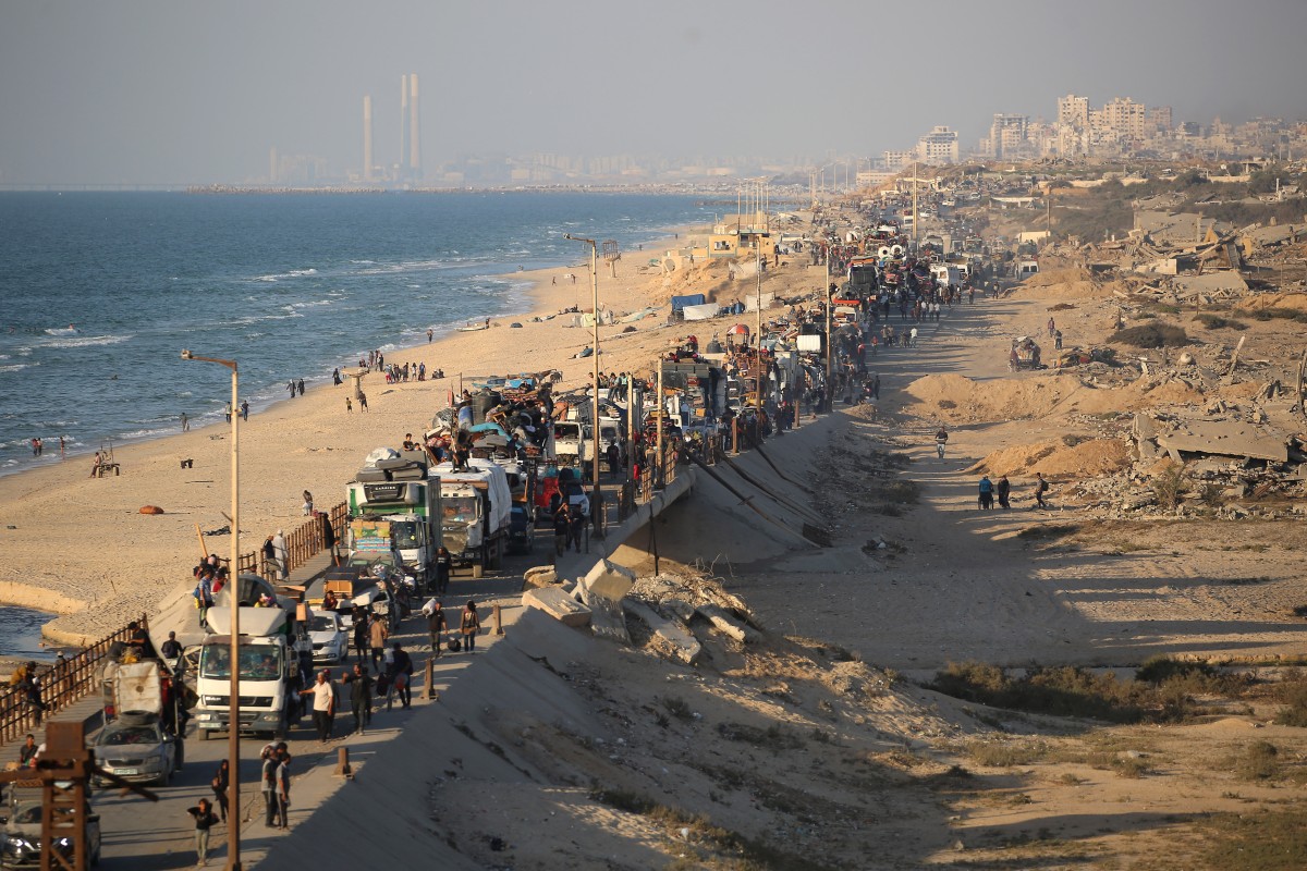 Vivimos con los muertos: cuando los desplazados de Gaza se refugian en un cementerio