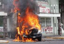 Sheinbaum condena actos violentos en aniversario de los 43 desaparecidos en Ayotzinapa