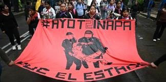 Miles de personas salen a la calle para pedir justicia por los 43 de Ayotzinapa