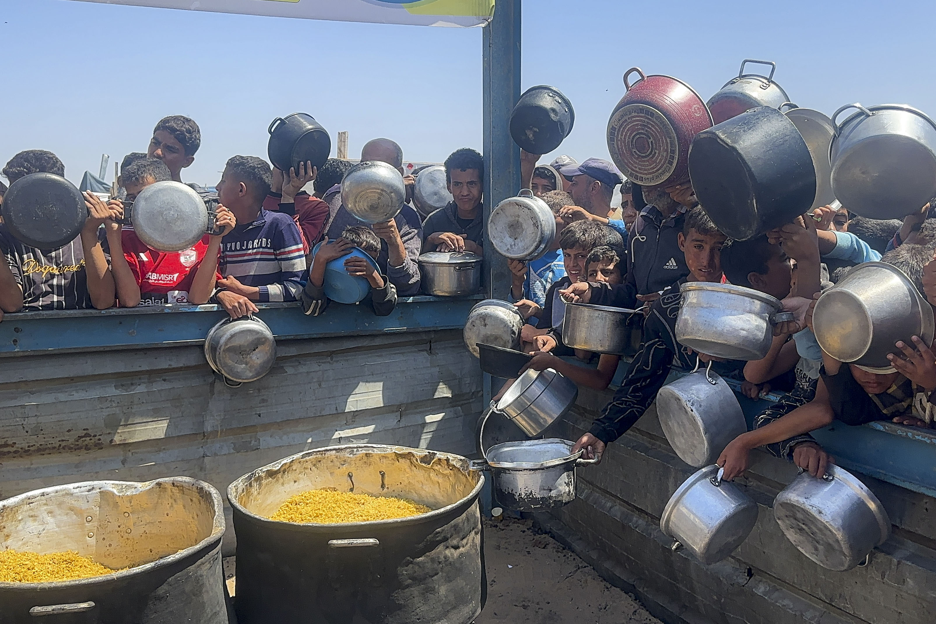 Gaza al límite, se acaba el tiempo para los niños de la hambruna.