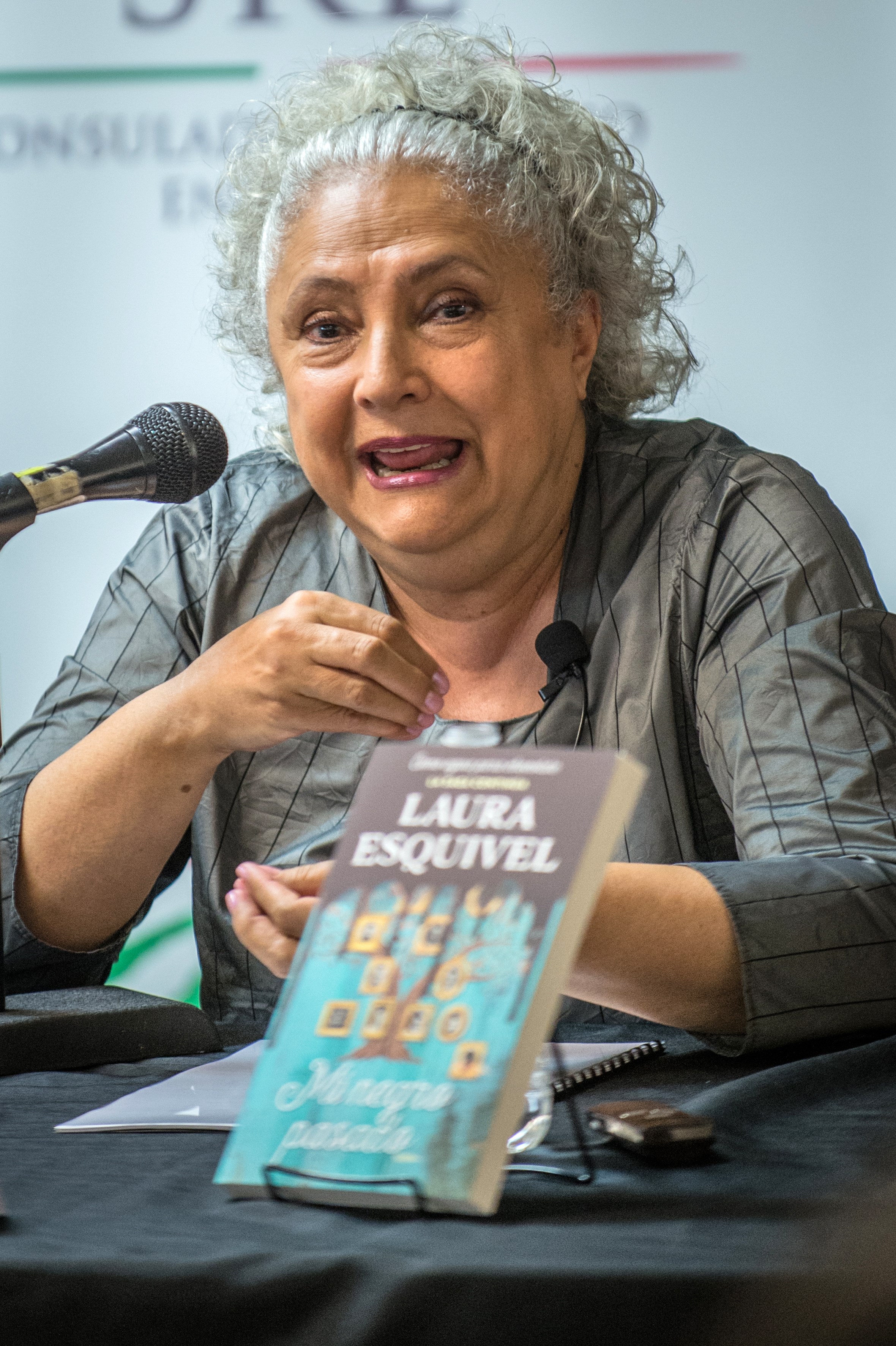 Laura Esquivel, magia y realidad