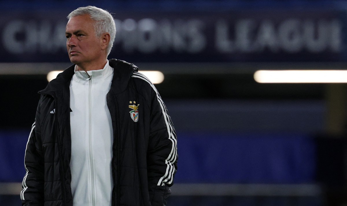 Chelsea gana 1-0 al Benfica en el regreso de Mourinho a Stamford Bridge