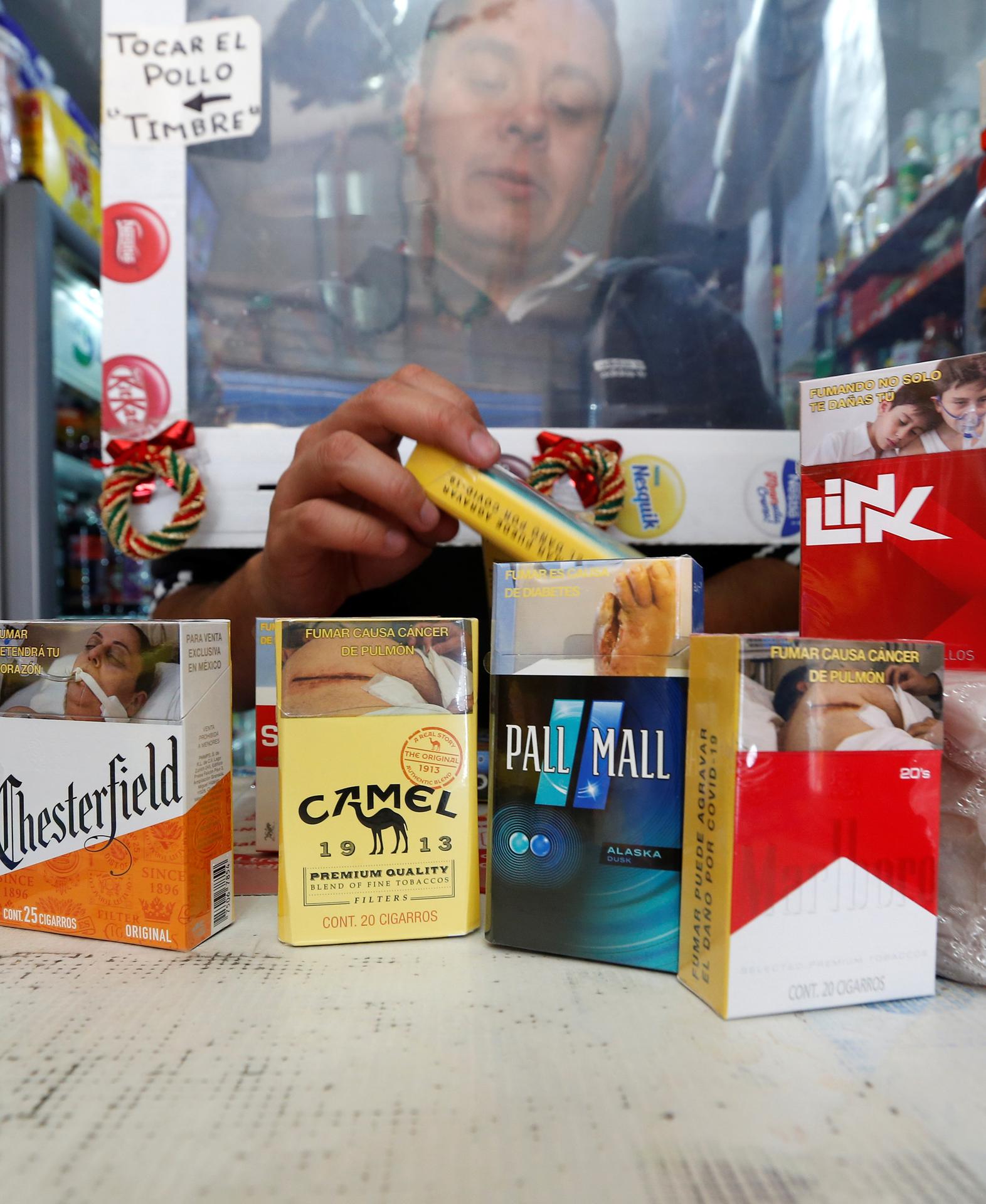 Canacintra advierten que alza de impuestos a tabaco impulsará mercado ilegal