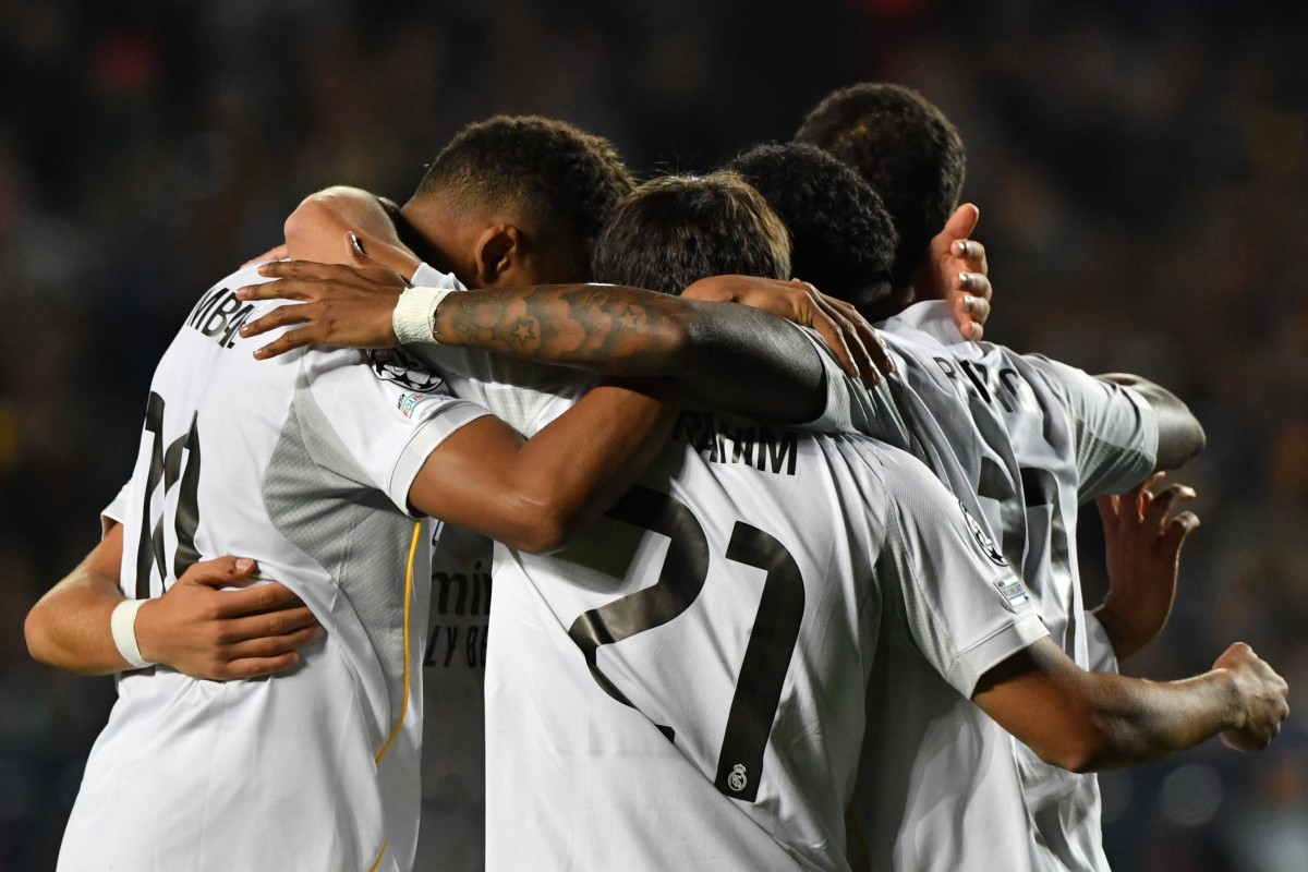 Xabi Alonso afila al nuevo Real Madrid en su regreso a Liverpool Xabi Alonso afila al nuevo Real Madrid en su regreso a Liverpool