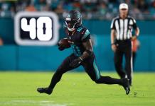 Hill, astro de los Dolphins, sufre grave lesión en choque contra los Jets