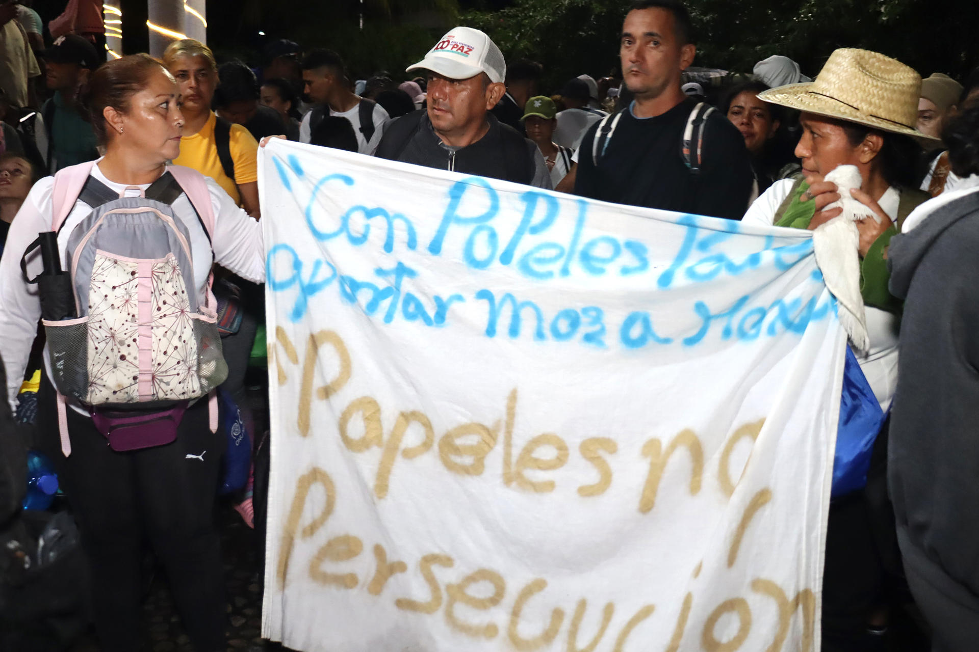 Nueva caravana migrante sale rumbo a Ciudad de México y descarta llegar a EE.UU.