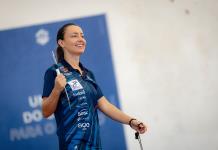 Dejar huella, el reto de la primera entrenadora en el básquet masculino de Brasil