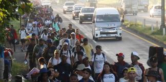 Nueva caravana migrante sale rumbo a Ciudad de México y descarta llegar a EE.UU.