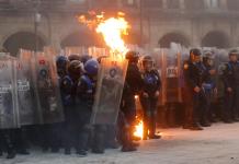 Ciudad de México reporta 16 policías hospitalizados tras marcha del 2 de octubre