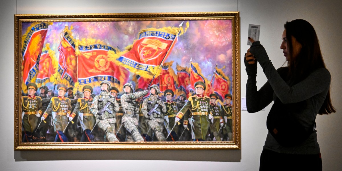 Una exposición en Moscú refleja la alianza militar y cultural entre Rusia y Corea del Norte Una exposición en Moscú refleja la alianza militar y cultural entre Rusia y Corea del Norte